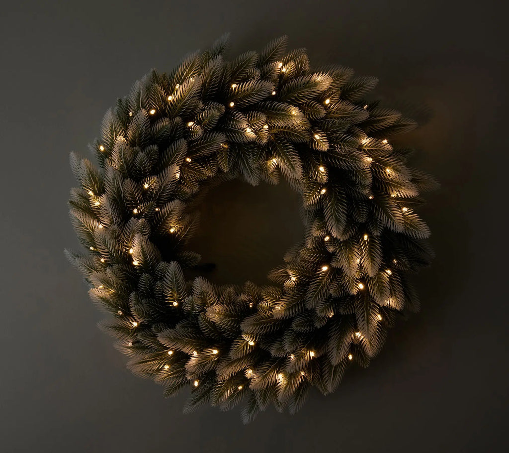 Beautiful Seasonal Wreaths for Every Home